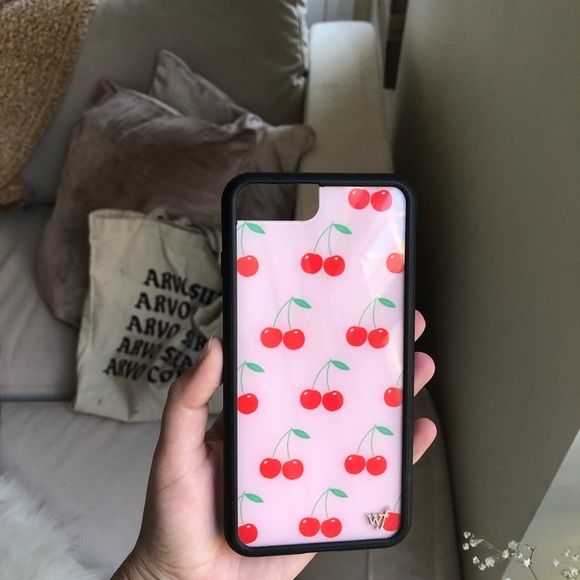 Wildflowers Accessories - Wildflower Cherry Case
